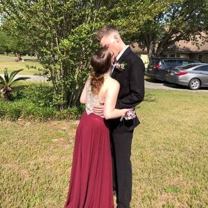 Meet your Posher, Maria